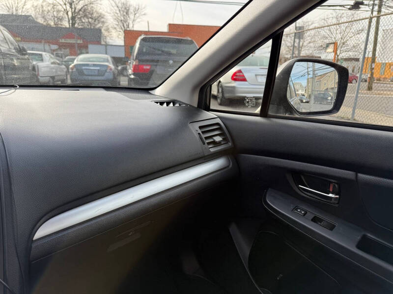 2014 Subaru Impreza 2.0i Limited