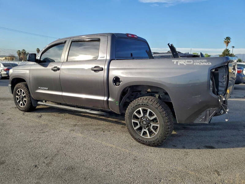2017 Toyota Tundra SR5