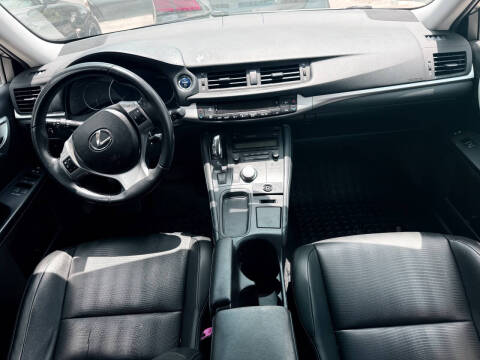 2013 Lexus CT 200h