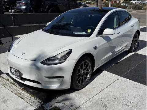 2020 Tesla Model 3 Long Range
