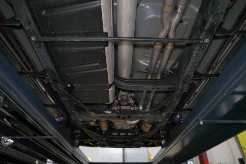 2004 Chevrolet SSR LS