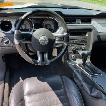 2012 Ford Mustang V6 Premium