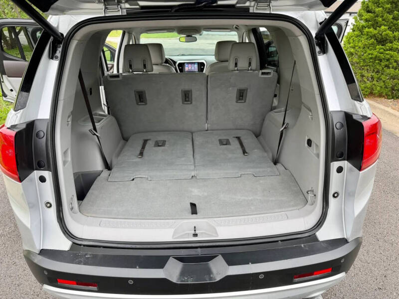 2017 GMC Acadia SLT-1