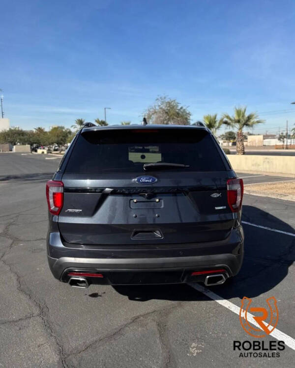 2017 Ford Explorer Sport