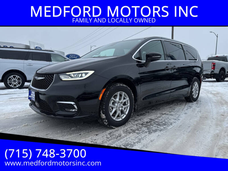 2025 Chrysler Pacifica Select's photo