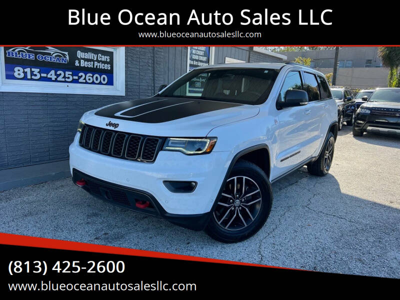 Jeep Grand Cherokee's photo