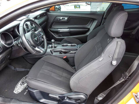 2021 Ford Mustang EcoBoost
