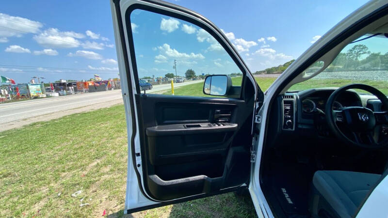 2017 RAM 1500 Express