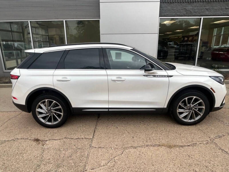 2026 Lincoln Corsair Premiere