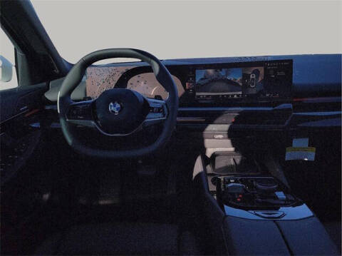 2025 BMW 5 Series 530i