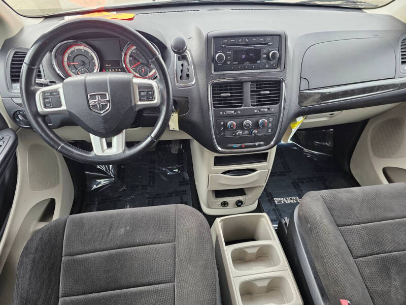 2013 Dodge Grand Caravan American Value Package