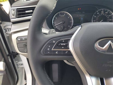 2025 Infiniti QX50 Luxe