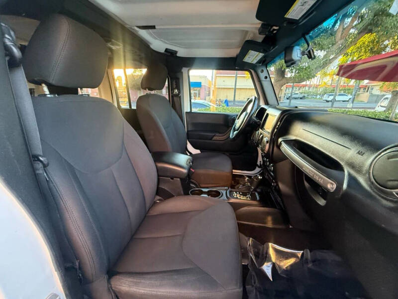 2018 Jeep Wrangler JK Unlimited Sport S