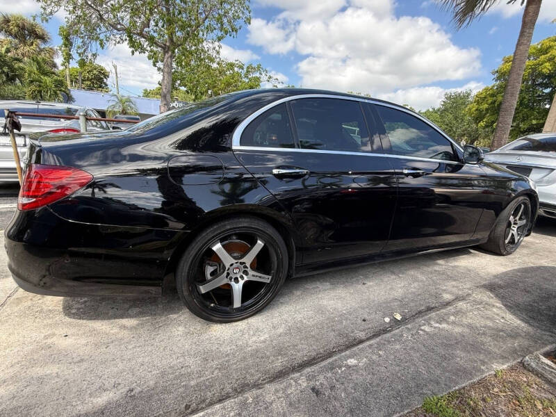 2017 Mercedes-Benz E-Class E 300