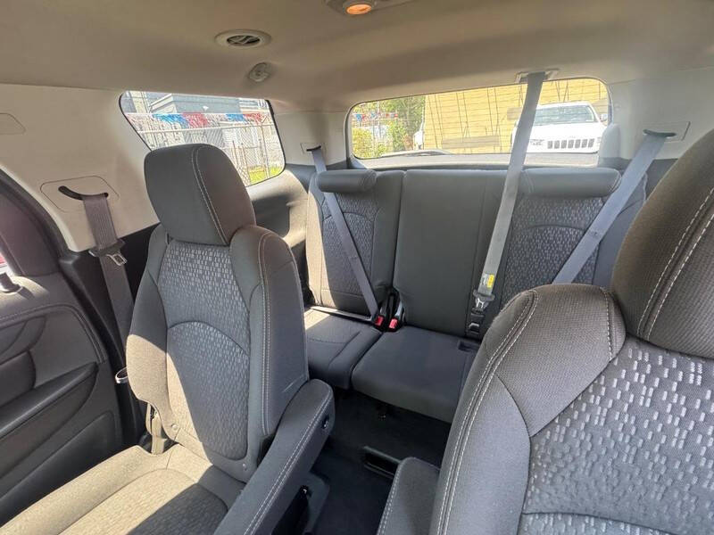 2014 GMC Acadia SLE-2