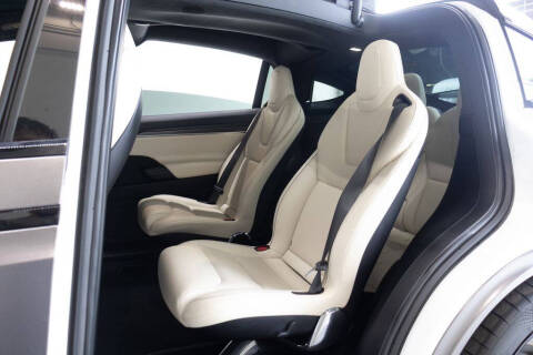 2022 Tesla Model X Plaid