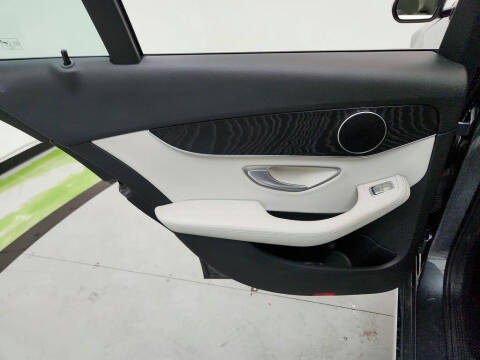 2017 Mercedes-Benz C-Class