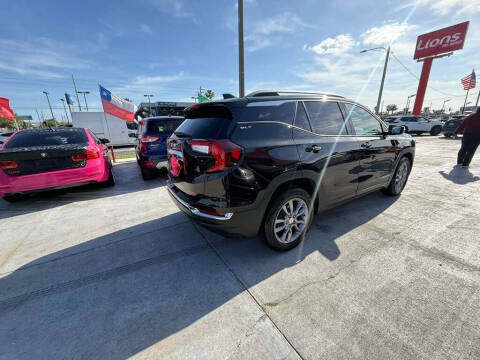 2023 GMC Terrain SLT