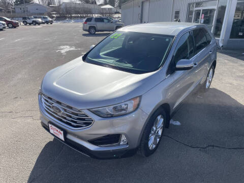 2022 Ford Edge Titanium