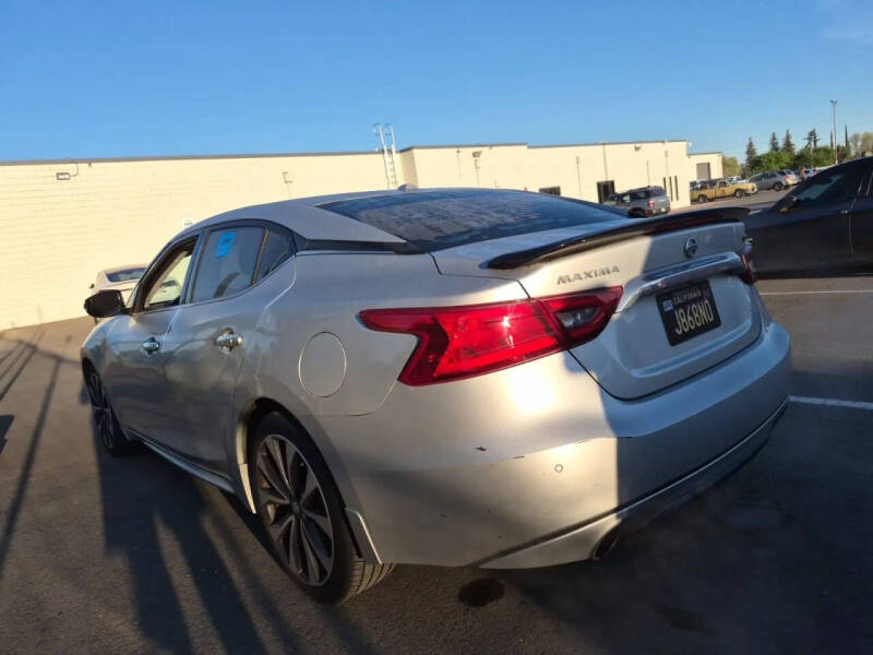2016 Nissan Maxima