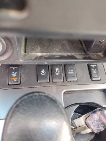 2012 Nissan Armada Platinum