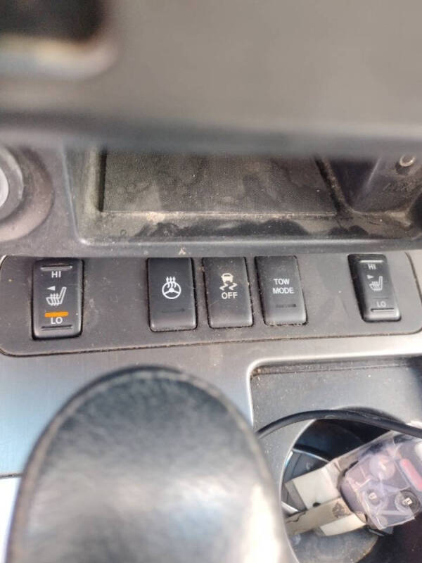 2012 Nissan Armada Platinum