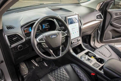 2023 Ford Edge Titanium