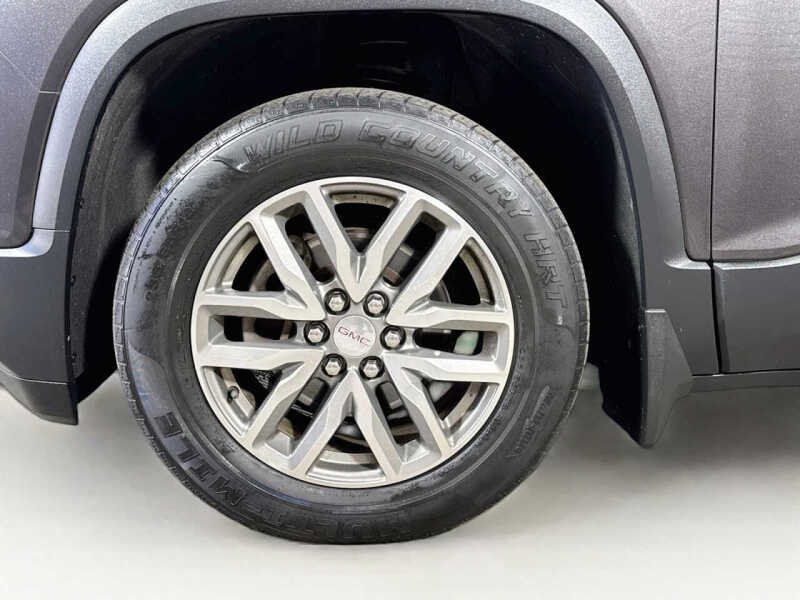 2017 GMC Acadia SLE-2