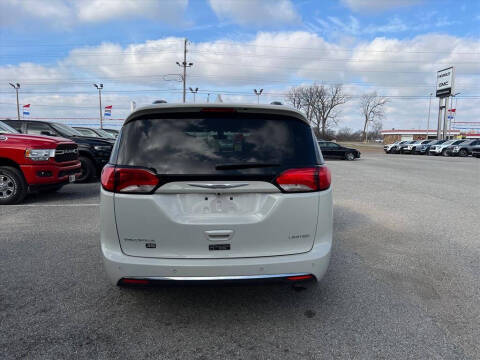 2020 Chrysler Pacifica Limited 35th Anniversary