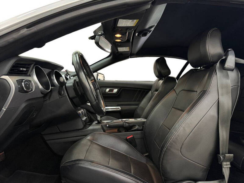 2019 Ford Mustang EcoBoost Premium