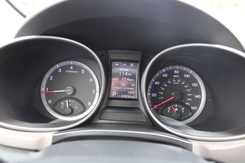 2016 Hyundai Santa Fe SE
