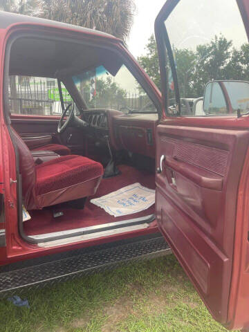 1989 Dodge Ramcharger 100