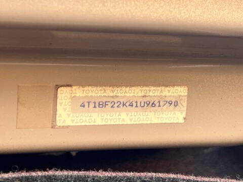 2001 Toyota Camry LE V6