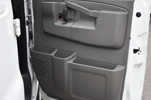 2023 GMC Savana 2500