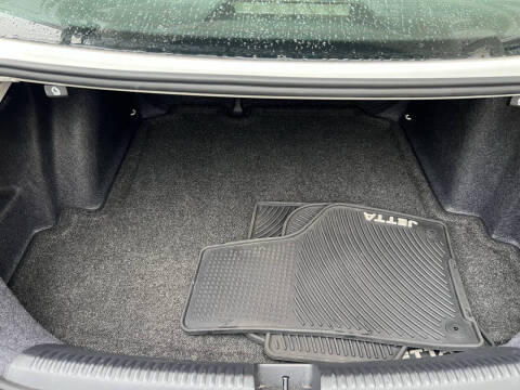 2011 Volkswagen Jetta SEL PZEV