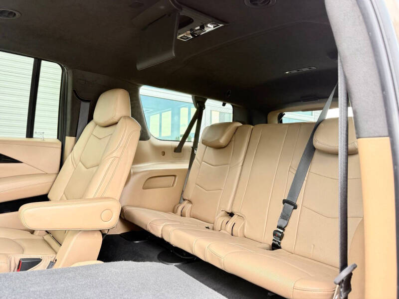2018 Cadillac Escalade ESV Platinum