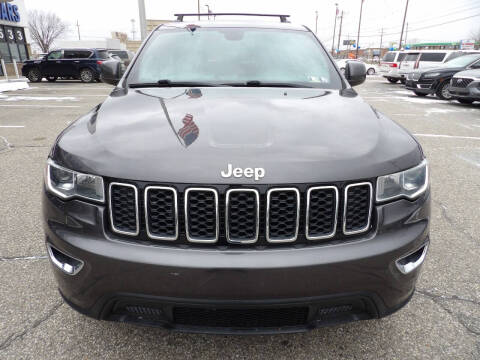 2017 Jeep Grand Cherokee Laredo E