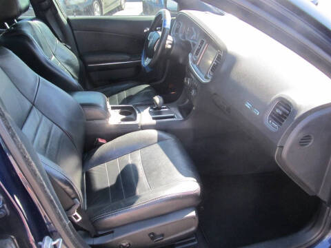2013 Dodge Charger SXT