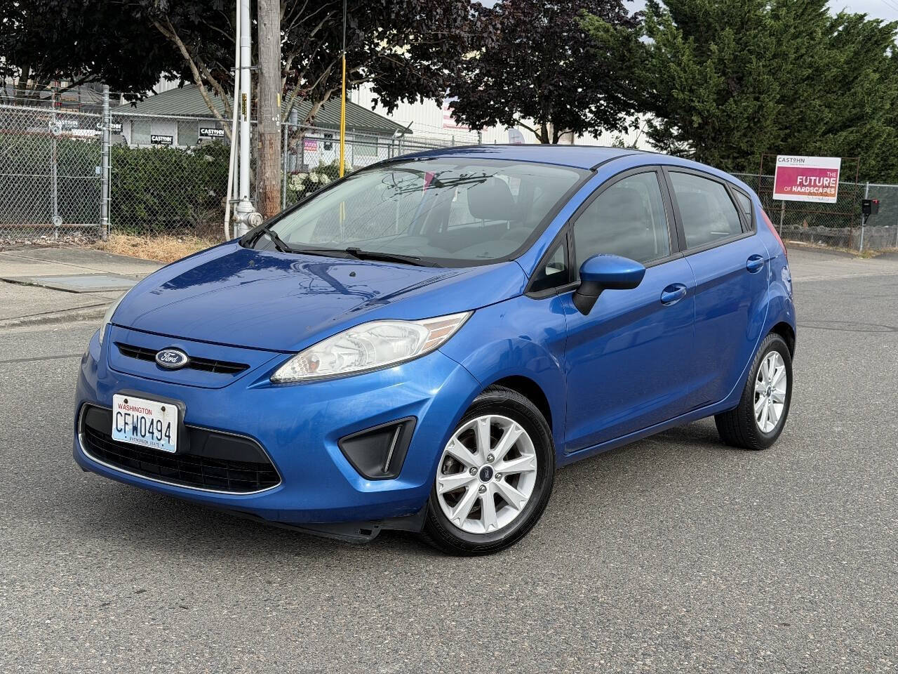 Blue 2011 Ford Fiesta SE SE 4dr Hatchback 2