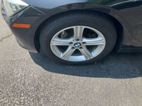 2012 BMW 3 Series 328i