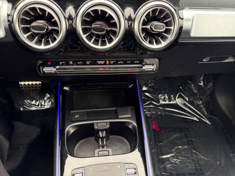 2023 Mercedes-Benz GLB GLB 250 4MATIC