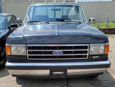 1988 Ford F-150 for sale at CASH CARS in Circleville OH