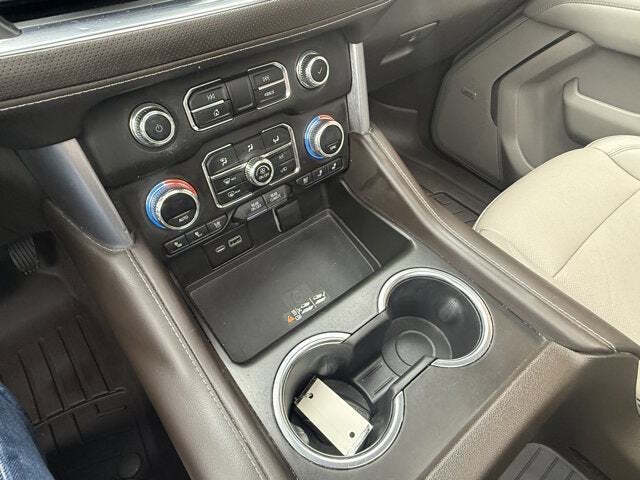 2023 GMC Yukon XL SLT