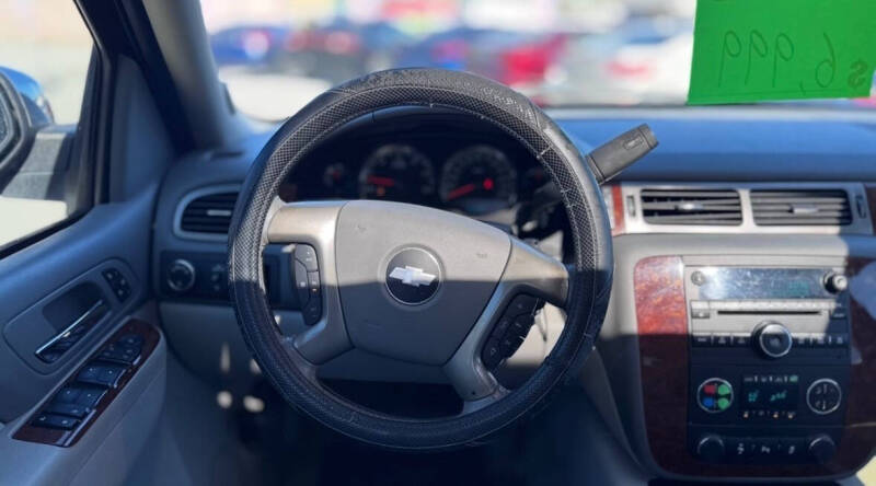 2013 Chevrolet Suburban LT