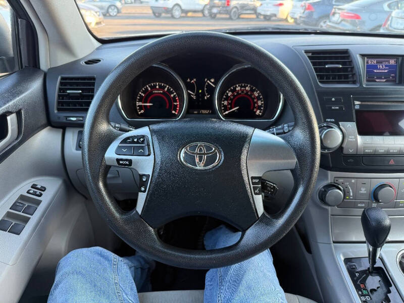 2012 Toyota Highlander