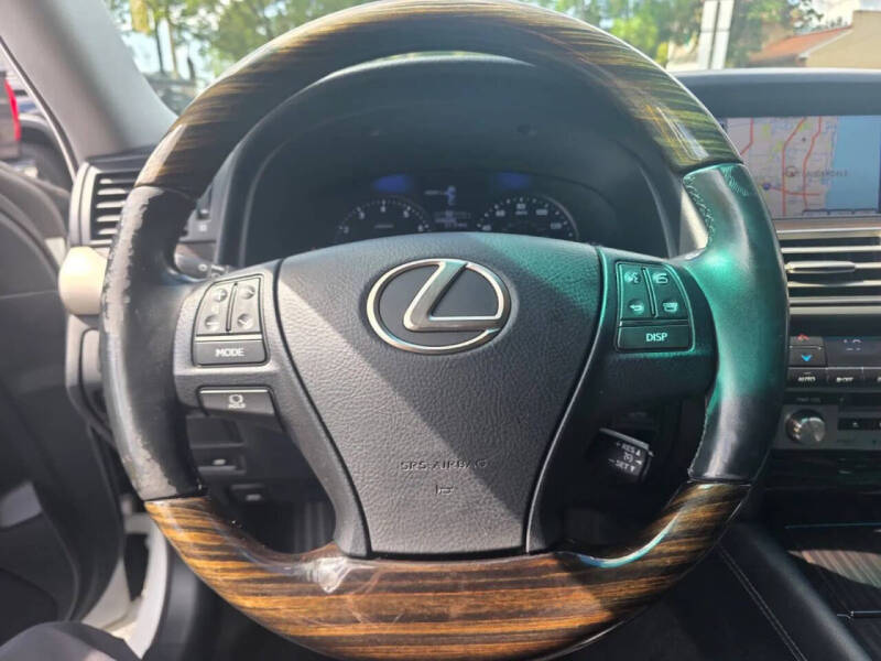 2014 Lexus LS 460