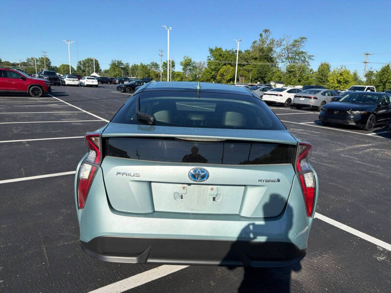 2017 Toyota Prius Three Touring