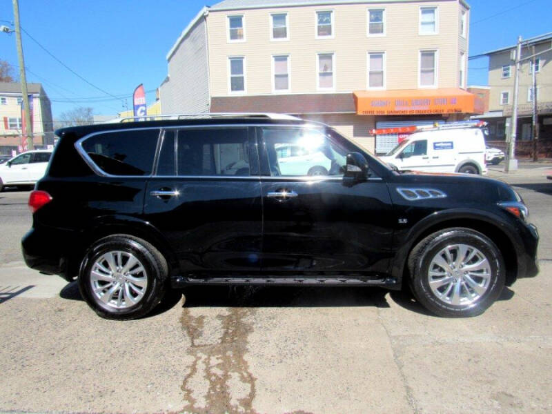 2017 Infiniti QX80