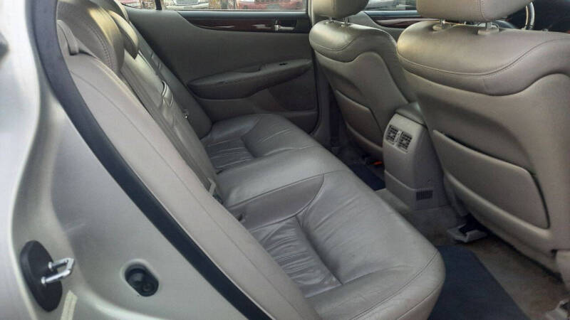 2002 Lexus ES 300