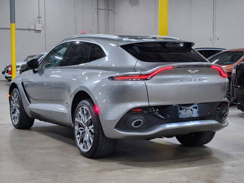 2023 Aston Martin DBX